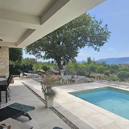 House Amora With Private Pool
