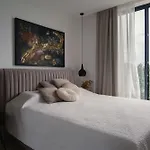 House Amora With Private Pool بيت للعطل Linardići